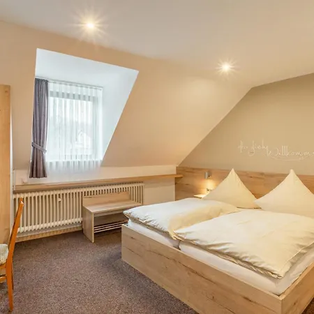 호텔 Restaurant Zur Neroburg Neroth