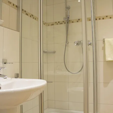 Restaurant Zur Neroburg Hotel 3*