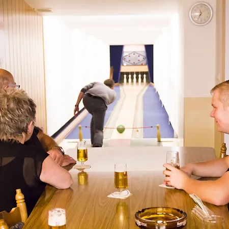 Restaurant Zur Neroburg 3*