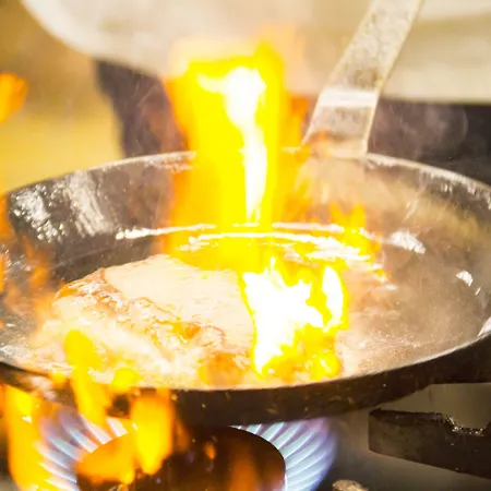 호텔 Restaurant Zur Neroburg Neroth