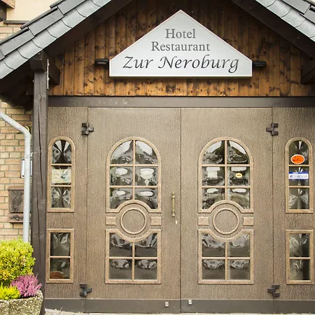 Restaurant Zur Neroburg 호텔 3*