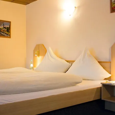 Restaurant Zur Neroburg 3*