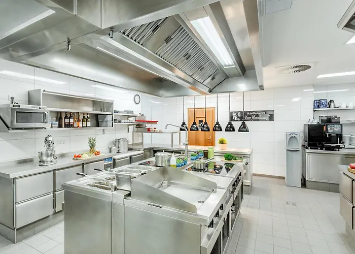 Restaurant Zur Neroburg 3*