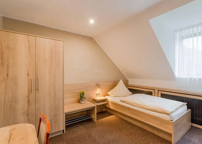 Hotel Restaurant Zur Neroburg