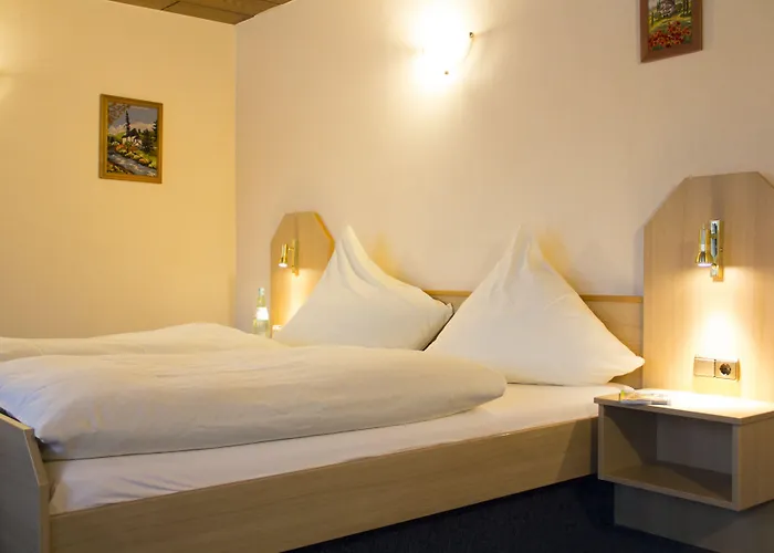 Hotel Restaurant Zur Neroburg