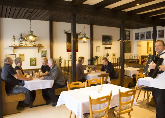 Hotel Restaurant Zur Neroburg Neroth