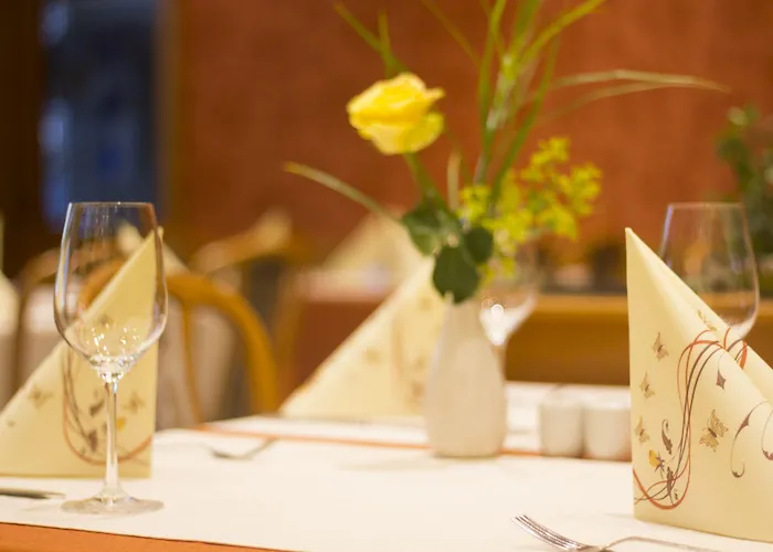 Hotel Restaurant Zur Neroburg