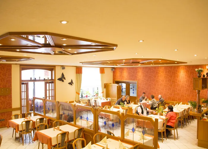 Restaurant Zur Neroburg Hotel 3*