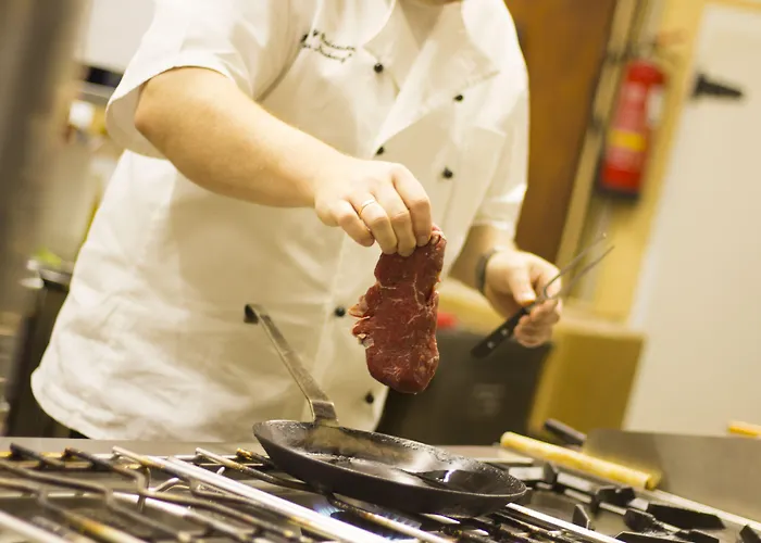 Hotel Restaurant Zur Neroburg