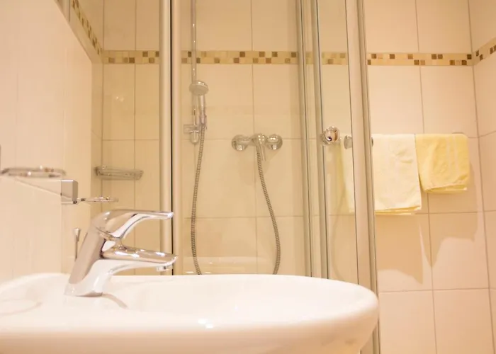 Hotel Restaurant Zur Neroburg Neroth